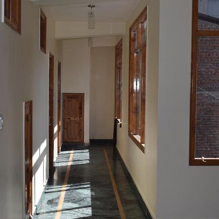 Hotel Adarsh Annexe Manali  Luaran gambar