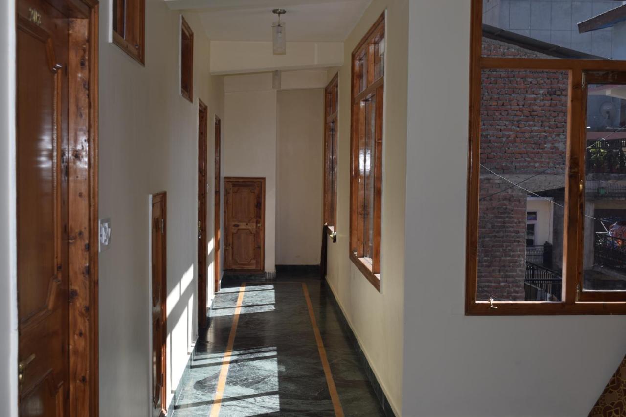 Hotel Adarsh Annexe Manali  Luaran gambar