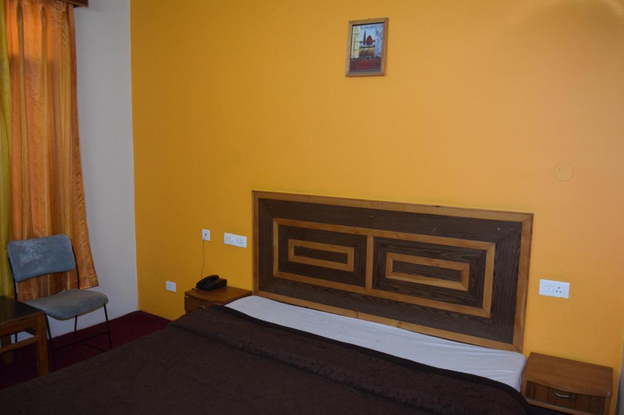 Hotel Adarsh Annexe Manali  Luaran gambar